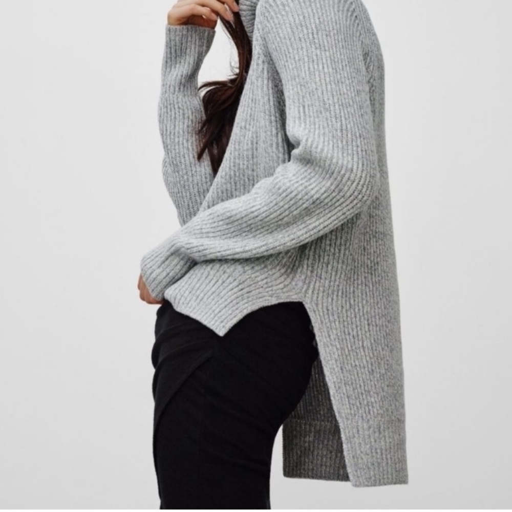 Wilfred Free Turtleneck Sweater.  100% Wool.  High-Low Styling.  Size S.